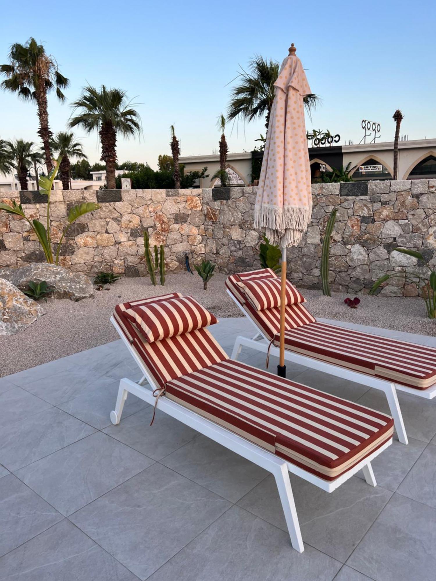 Cora May Central Villa With Private Pool 200M To The Beach Faliraki Buitenkant foto